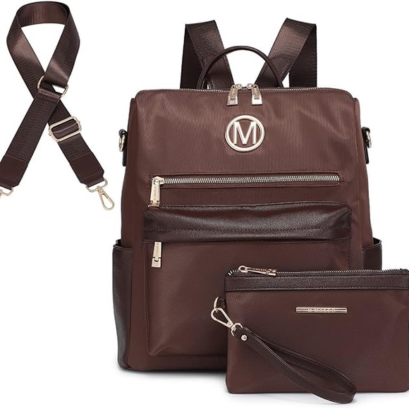 Marco Kelly Handbags - New fashion backpack and wristlet set